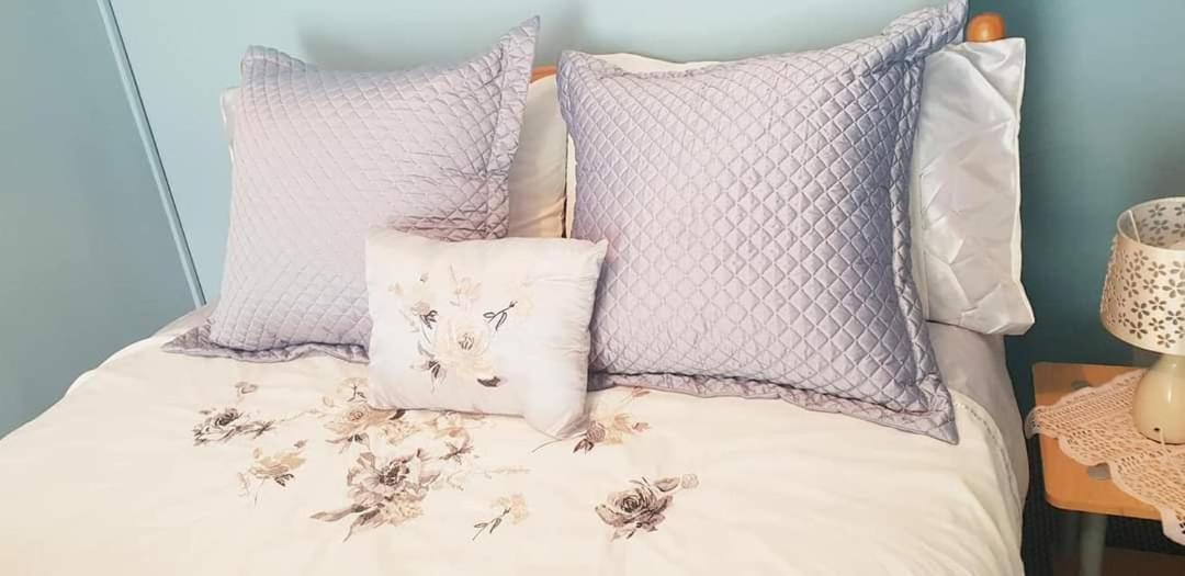 캐번 Farnham House B&B 외부 사진
